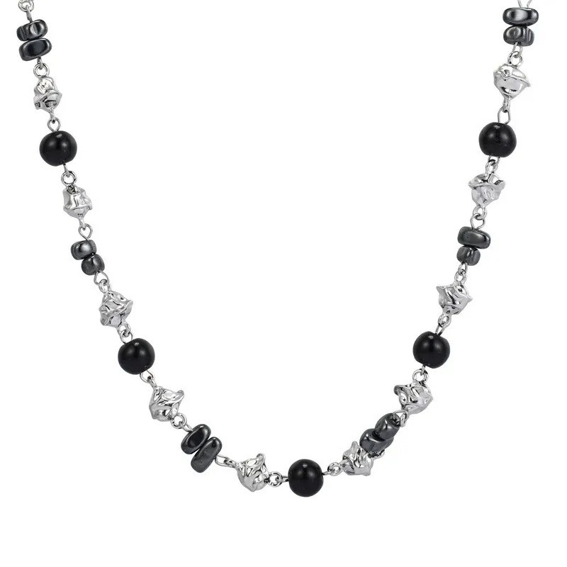 Bold Noir Minimal Necklace