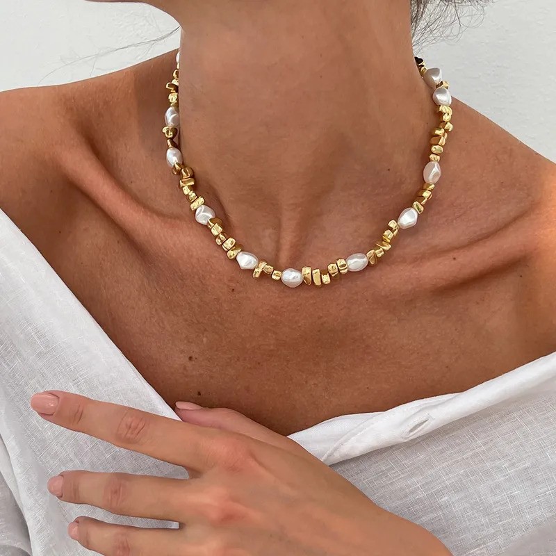 Tara Gold-Pearl Necklace